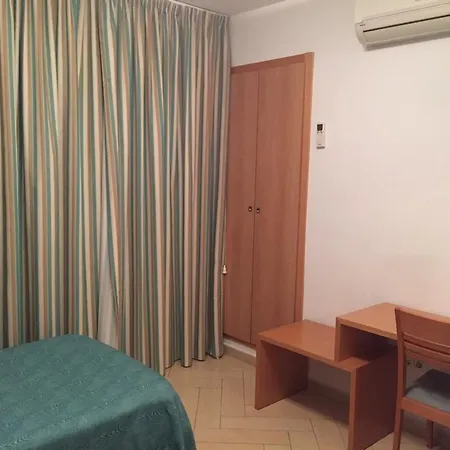 فندق Kika Santa Marta (Badajoz)