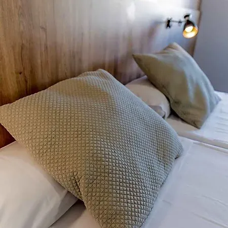 Kika فندق Santa Marta (Badajoz)