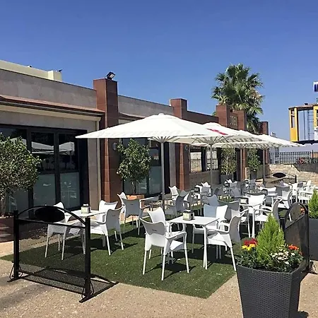 Kika Santa Marta (Badajoz)