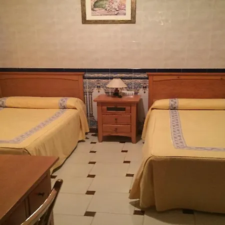 فندق Kika Santa Marta (Badajoz)